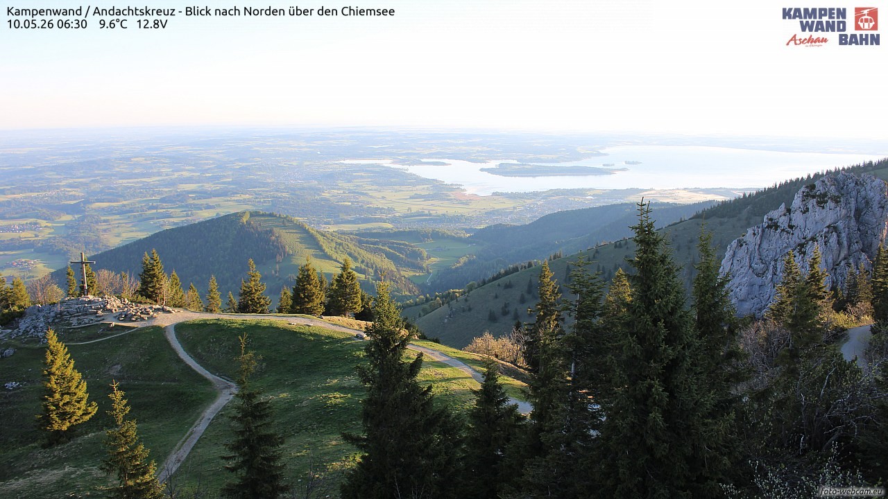 Archiv Foto Webcam Kampenwand - Blick nach Norden über den Chiemsee