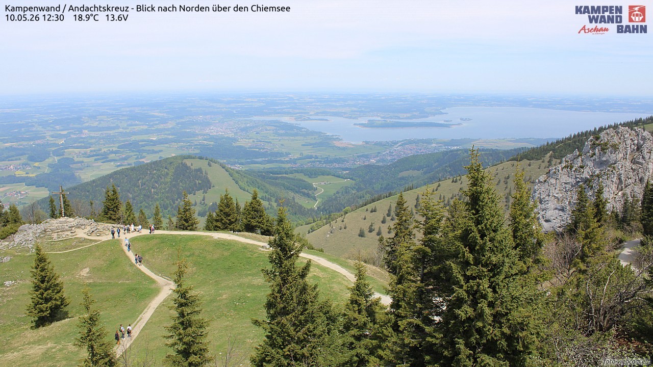 Archiv Foto Webcam Kampenwand - Blick nach Norden über den Chiemsee