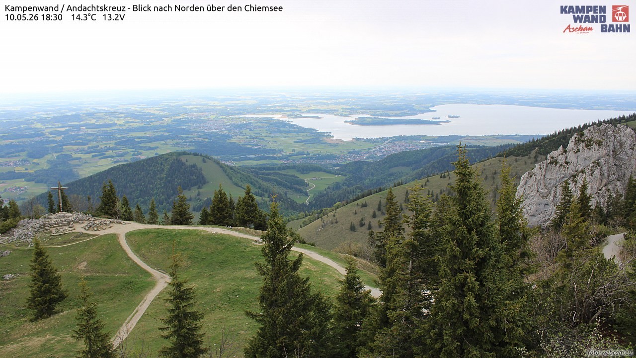 Archiv Foto Webcam Kampenwand - Blick nach Norden über den Chiemsee