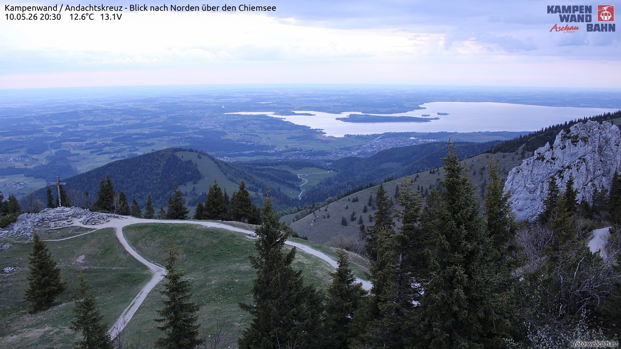 Archiv Foto Webcam Kampenwand - Blick nach Norden über den Chiemsee