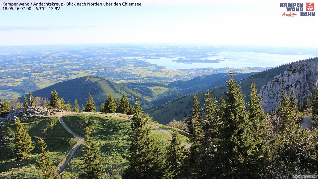Archiv Foto Webcam Kampenwand - Blick nach Norden über den Chiemsee