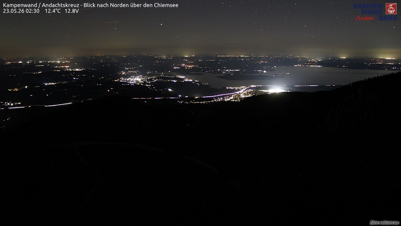 Archiv Foto Webcam Kampenwand - Blick nach Norden über den Chiemsee