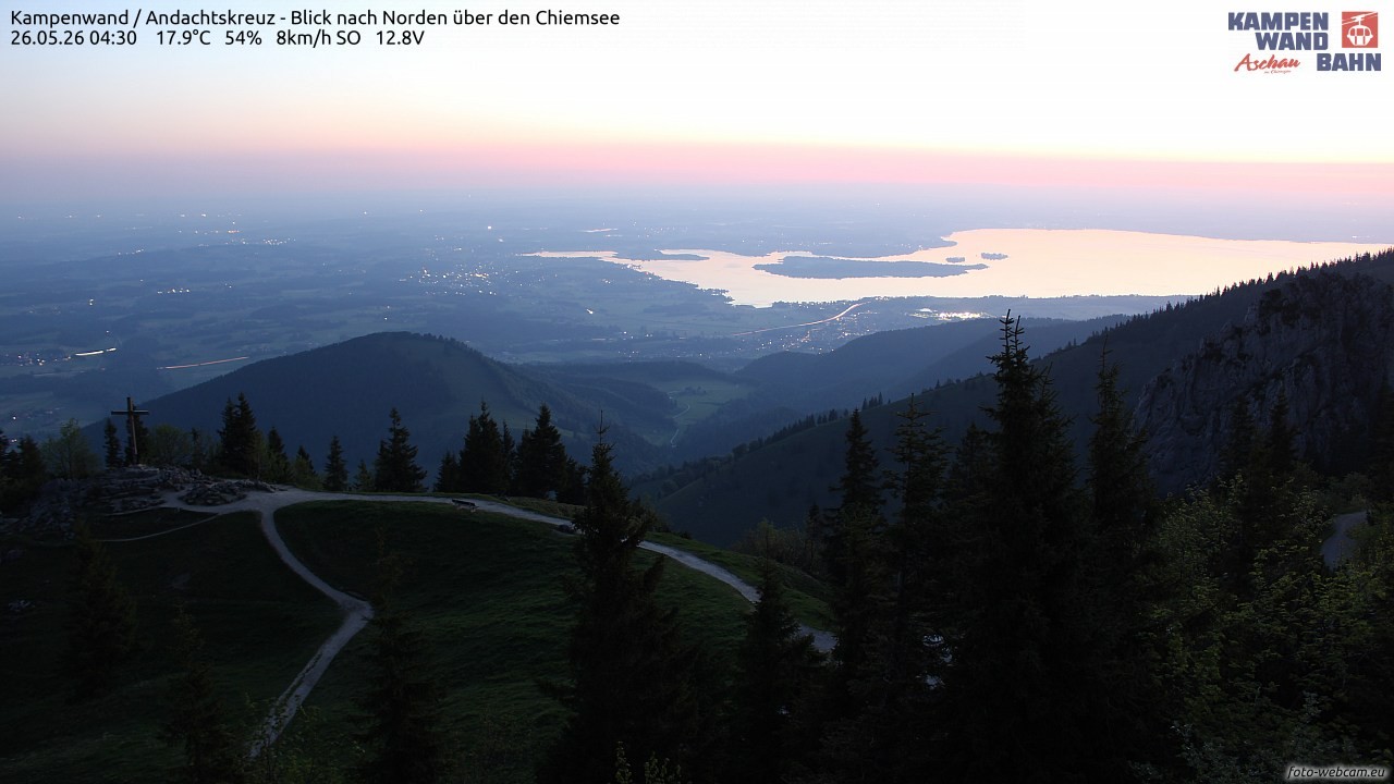 Archiv Foto Webcam Kampenwand - Blick nach Norden über den Chiemsee