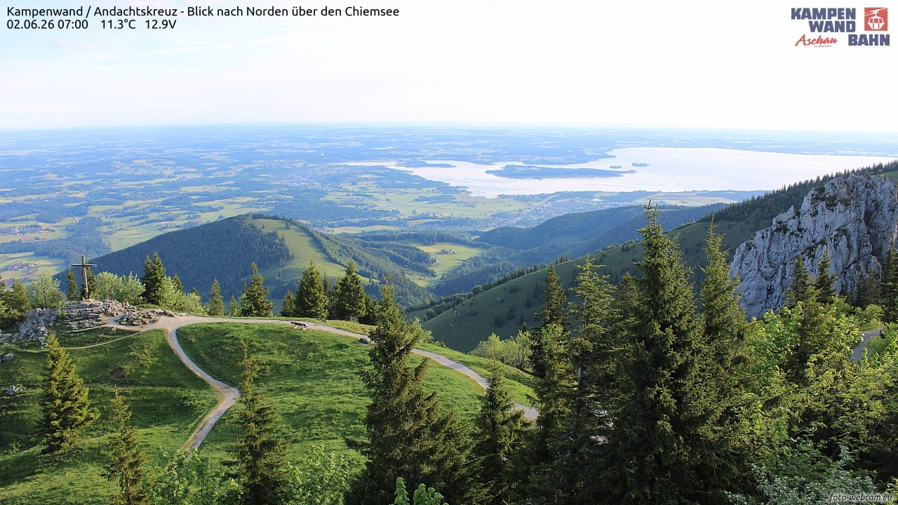 Archiv Foto Webcam Kampenwand - Blick nach Norden über den Chiemsee