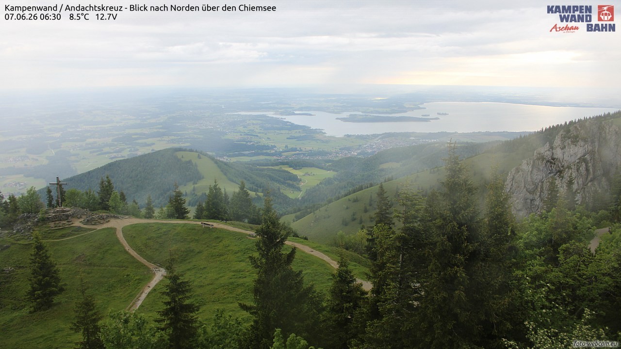 Archiv Foto Webcam Kampenwand - Blick nach Norden über den Chiemsee