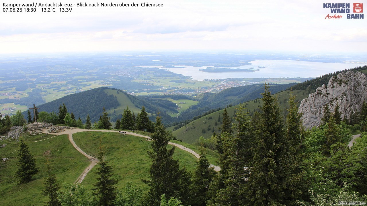 Archiv Foto Webcam Kampenwand - Blick nach Norden über den Chiemsee
