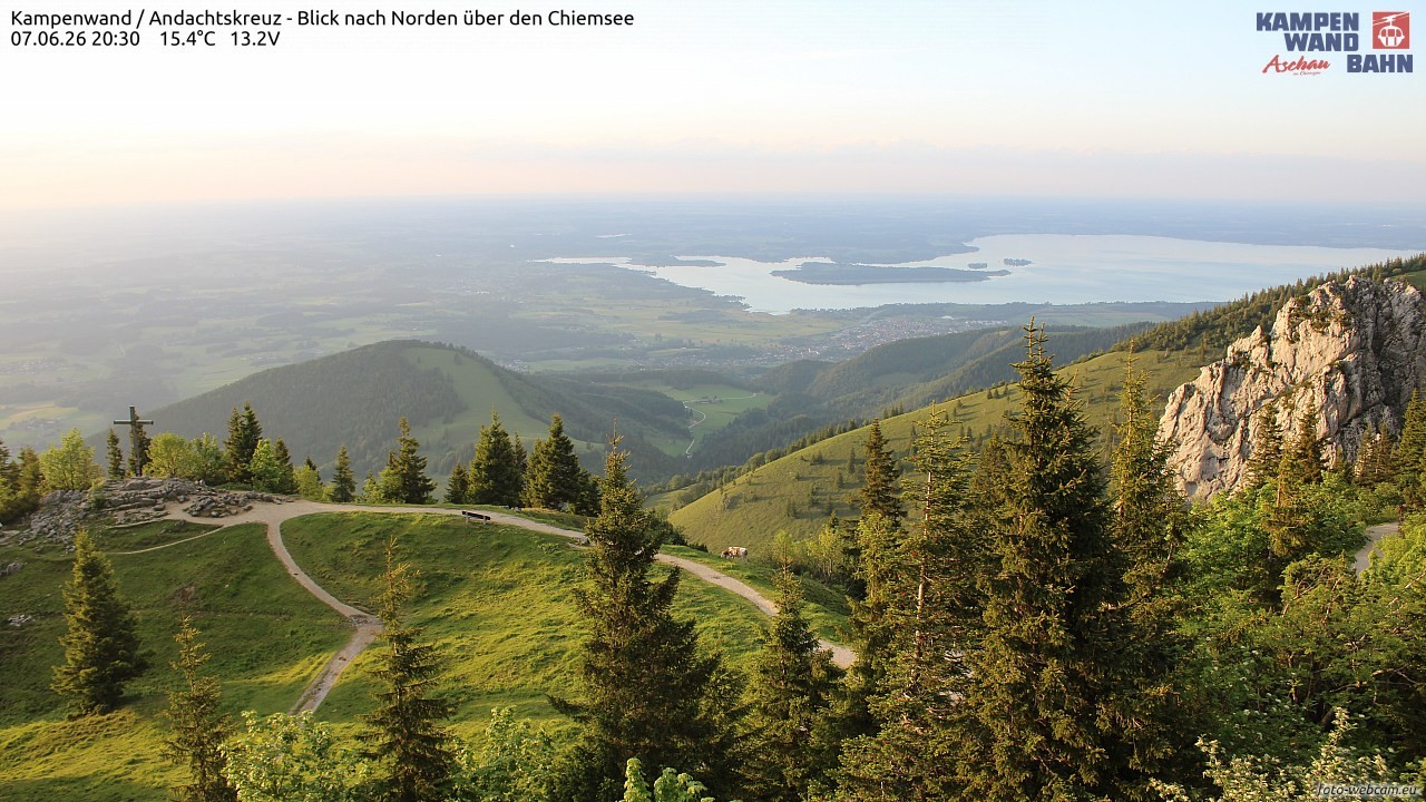 Archiv Foto Webcam Kampenwand - Blick nach Norden über den Chiemsee