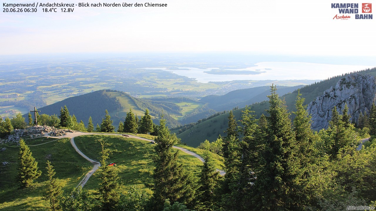 Archiv Foto Webcam Kampenwand - Blick nach Norden über den Chiemsee
