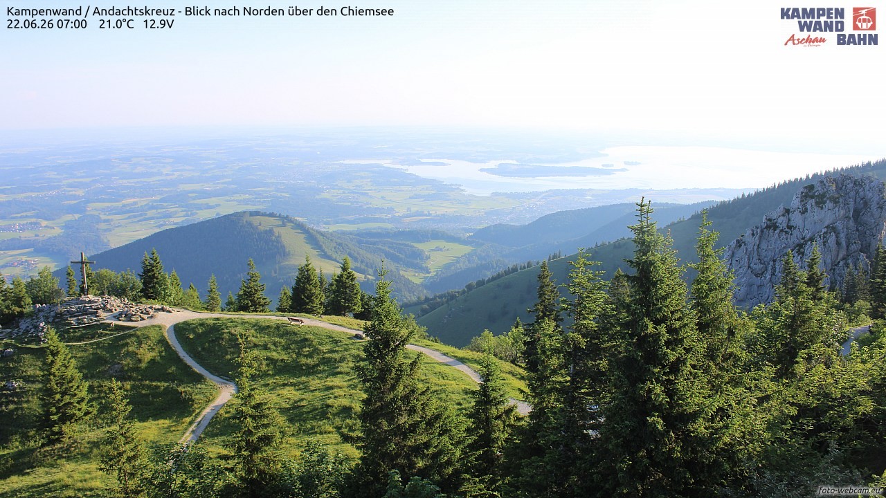 Archiv Foto Webcam Kampenwand - Blick nach Norden über den Chiemsee
