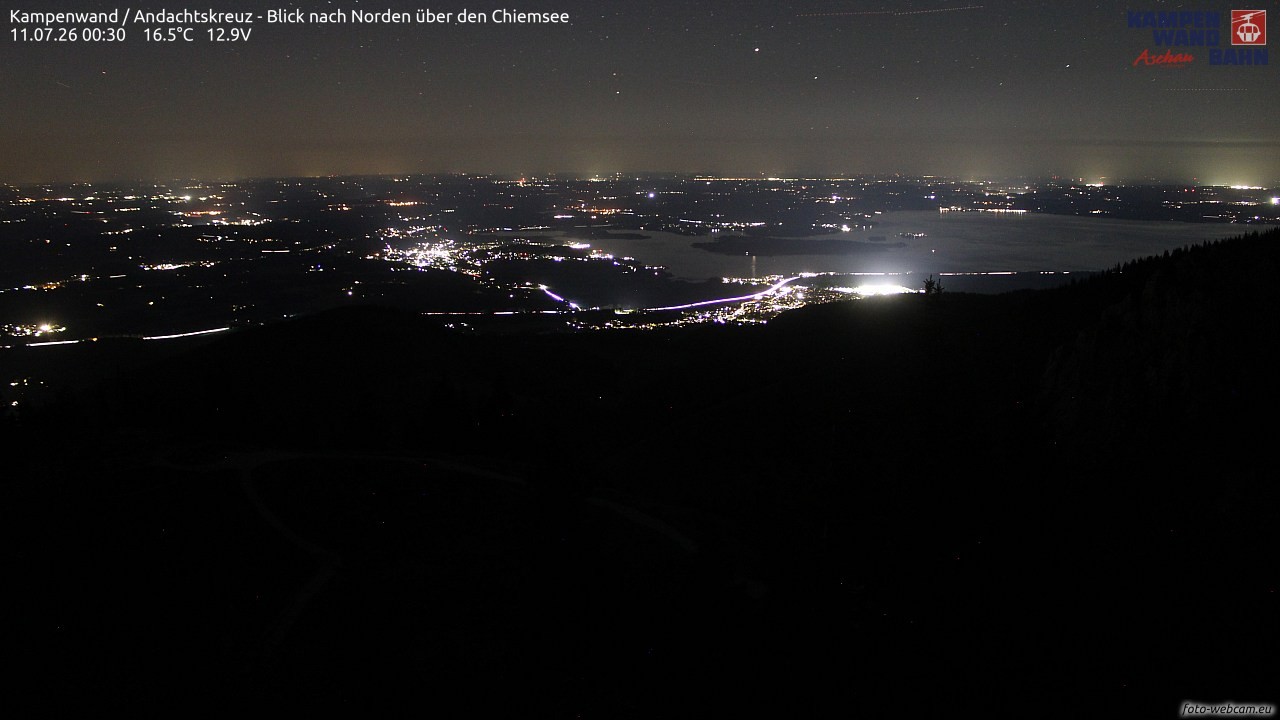 Archiv Foto Webcam Kampenwand - Blick nach Norden über den Chiemsee