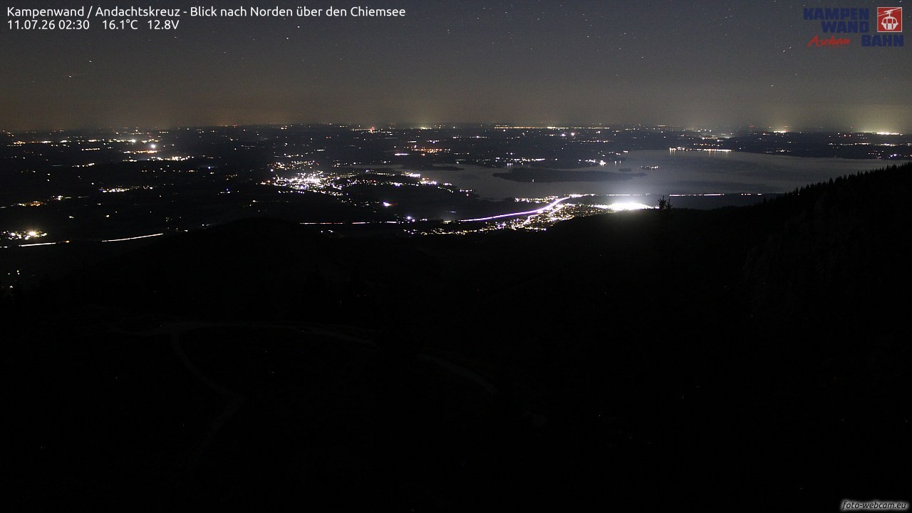 Archiv Foto Webcam Kampenwand - Blick nach Norden über den Chiemsee