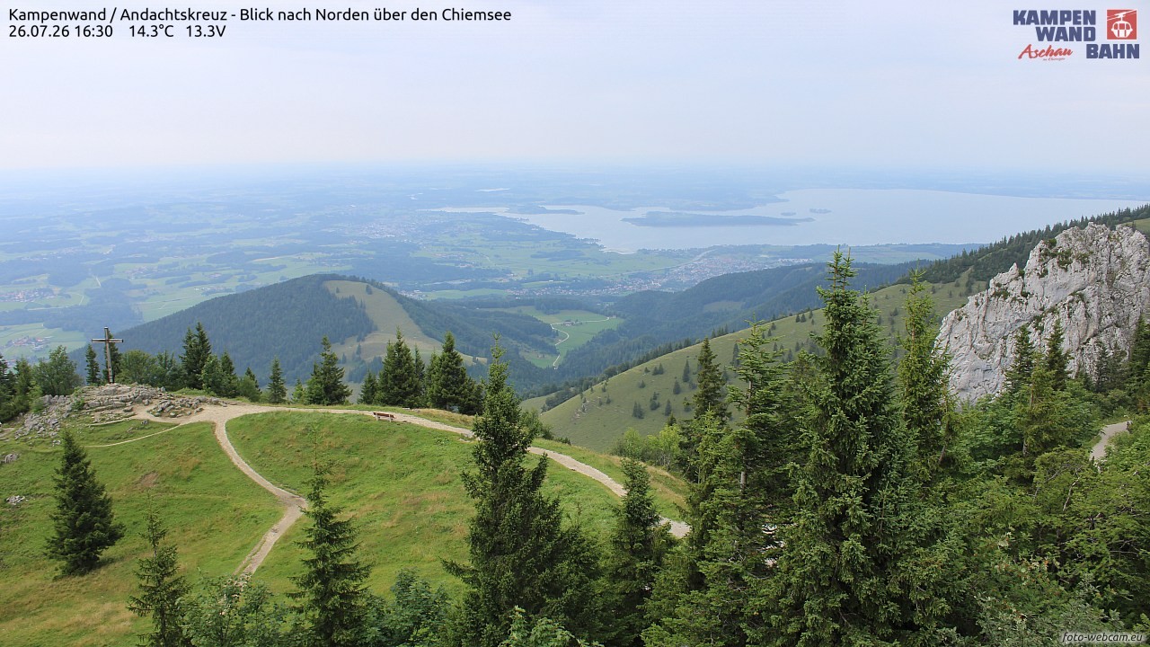Archiv Foto Webcam Kampenwand - Blick nach Norden über den Chiemsee