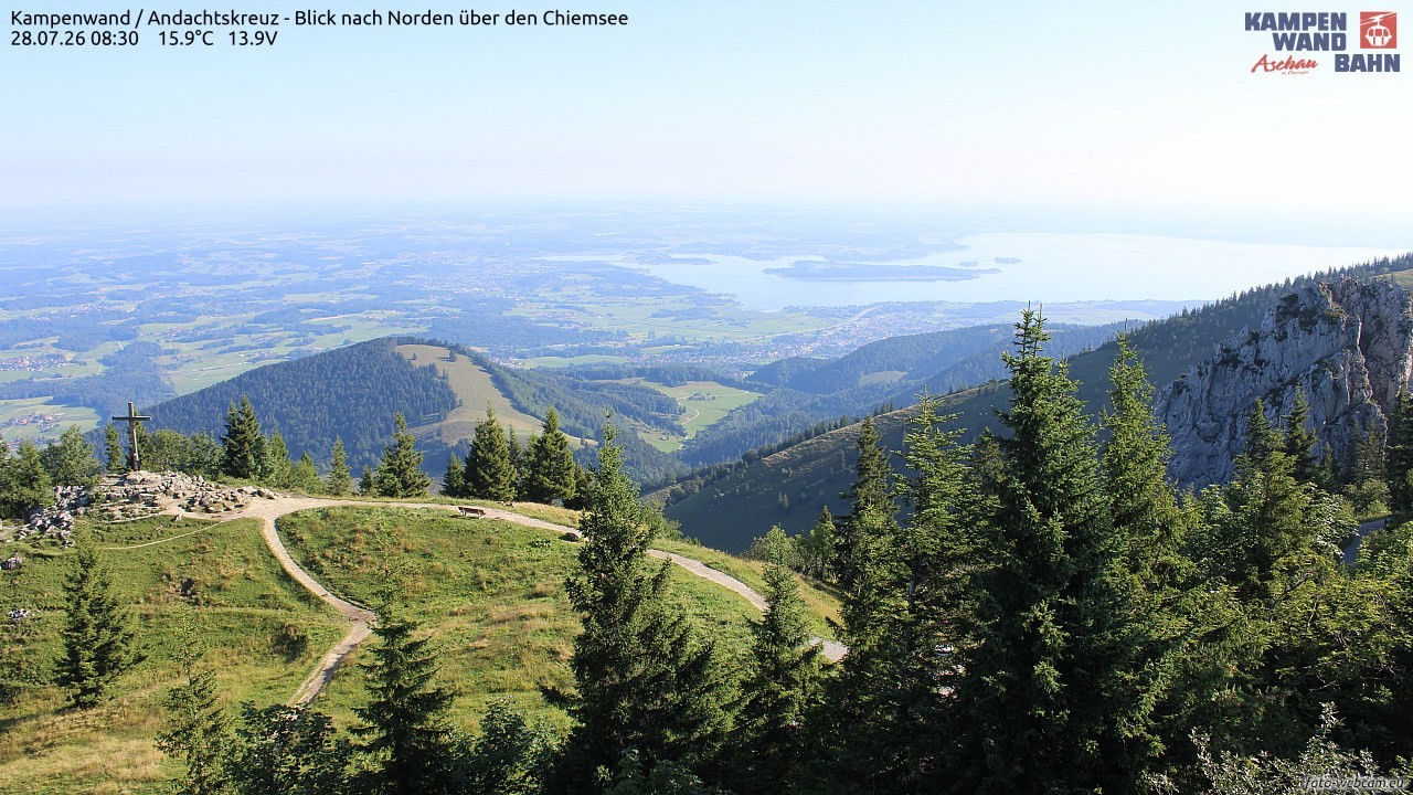 Archiv Foto Webcam Kampenwand - Blick nach Norden über den Chiemsee