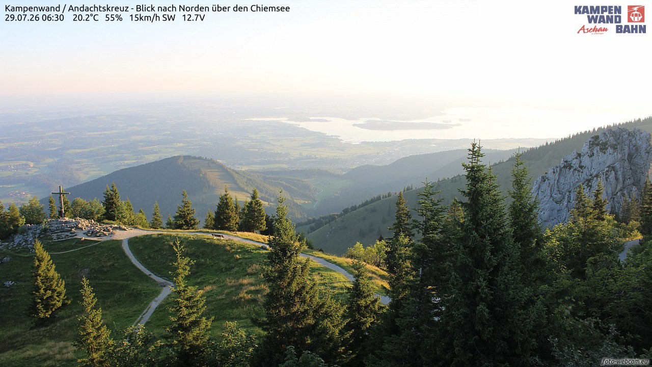 Archiv Foto Webcam Kampenwand - Blick nach Norden über den Chiemsee