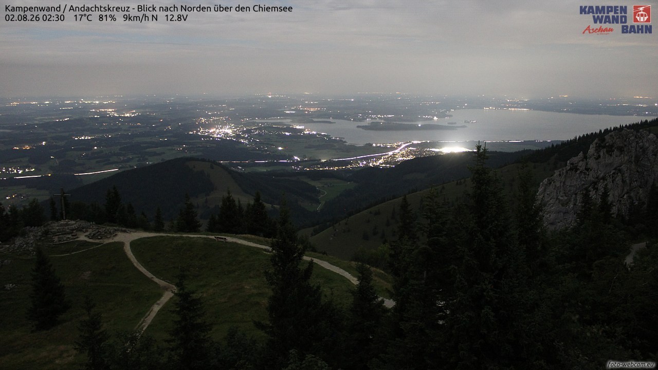 Archiv Foto Webcam Kampenwand - Blick nach Norden über den Chiemsee