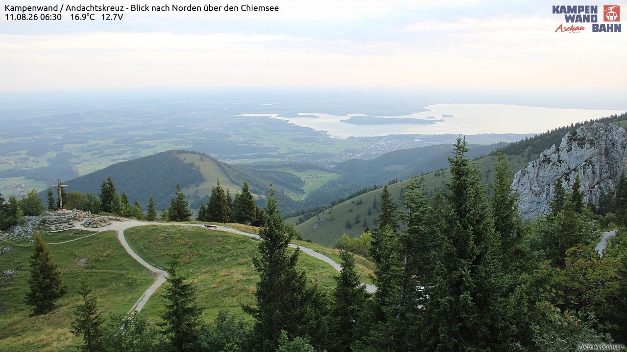 Archiv Foto Webcam Kampenwand - Blick nach Norden über den Chiemsee