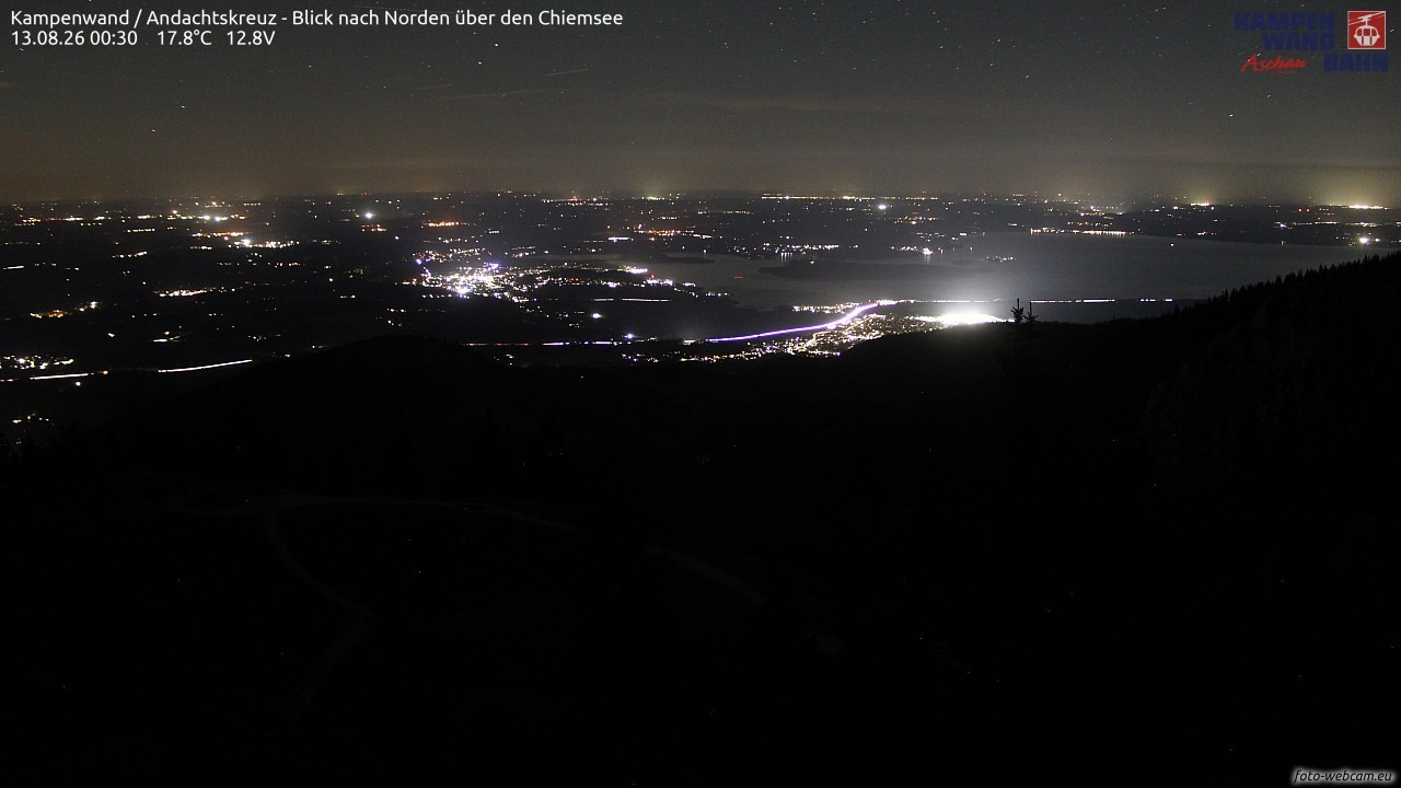 Archiv Foto Webcam Kampenwand - Blick nach Norden über den Chiemsee