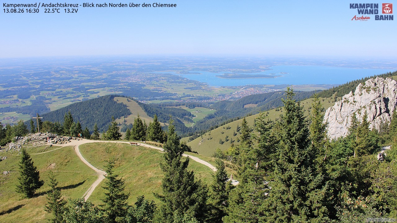 Archiv Foto Webcam Kampenwand - Blick nach Norden über den Chiemsee