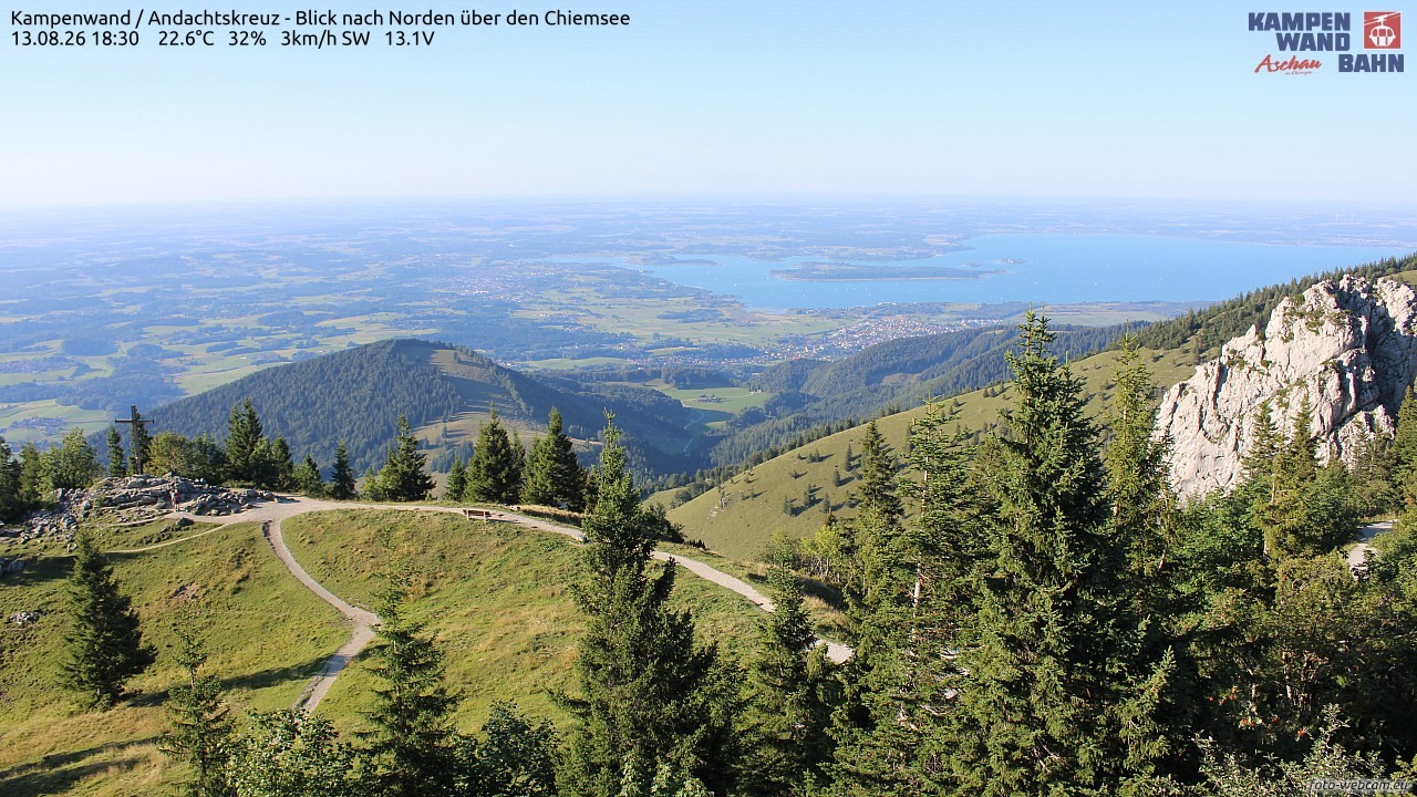 Archiv Foto Webcam Kampenwand - Blick nach Norden über den Chiemsee