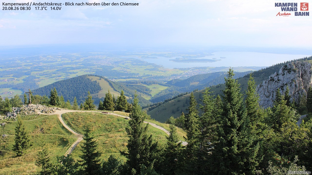Archiv Foto Webcam Kampenwand - Blick nach Norden über den Chiemsee