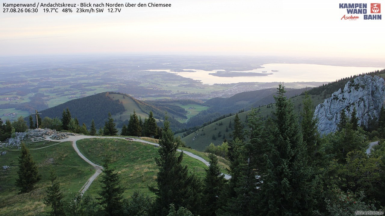 Archiv Foto Webcam Kampenwand - Blick nach Norden über den Chiemsee