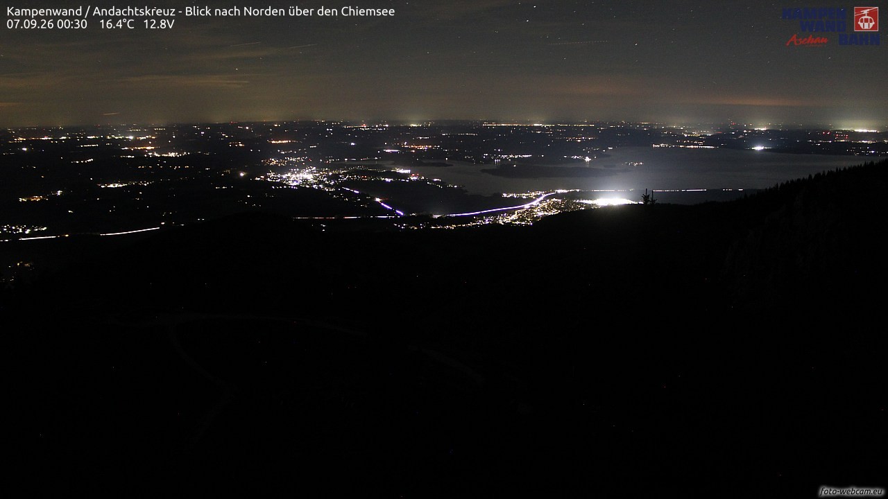 Archiv Foto Webcam Kampenwand - Blick nach Norden über den Chiemsee