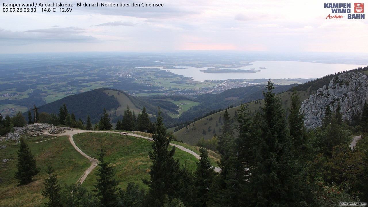 Archiv Foto Webcam Kampenwand - Blick nach Norden über den Chiemsee