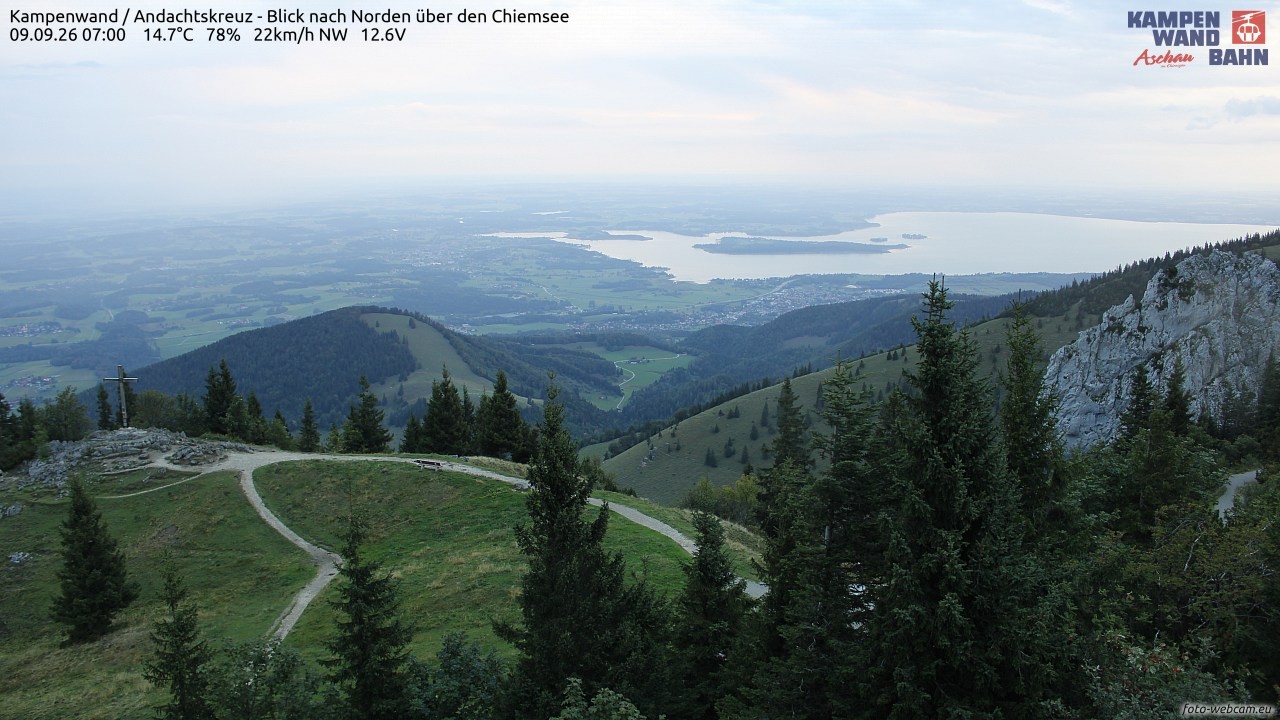 Archiv Foto Webcam Kampenwand - Blick nach Norden über den Chiemsee