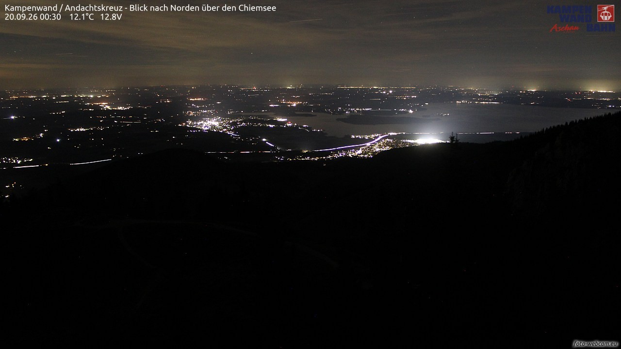 Archiv Foto Webcam Kampenwand - Blick nach Norden über den Chiemsee