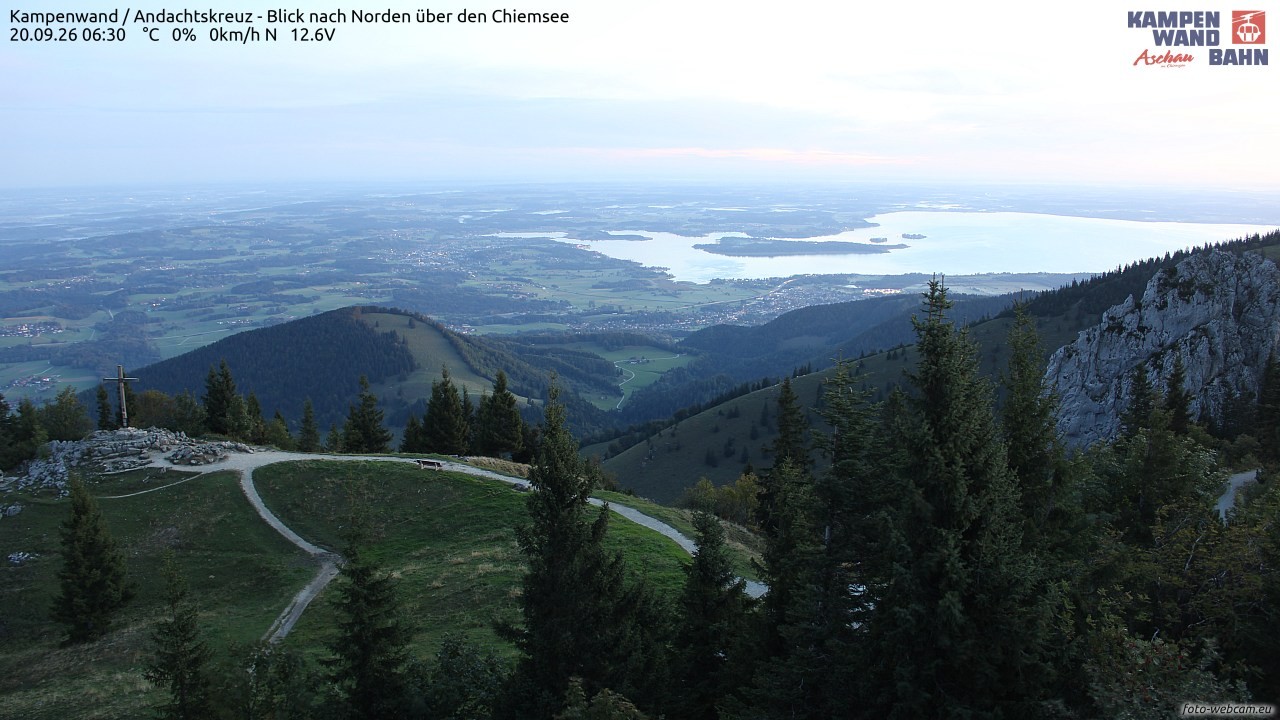 Archiv Foto Webcam Kampenwand - Blick nach Norden über den Chiemsee