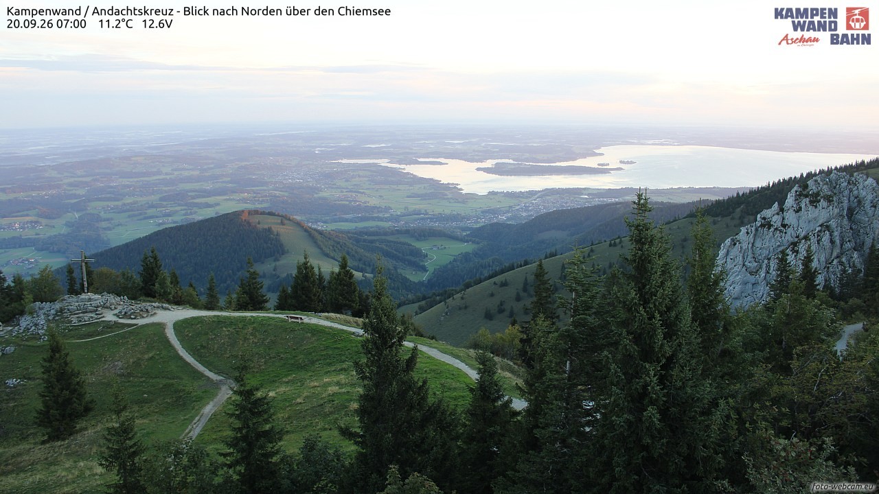 Archiv Foto Webcam Kampenwand - Blick nach Norden über den Chiemsee