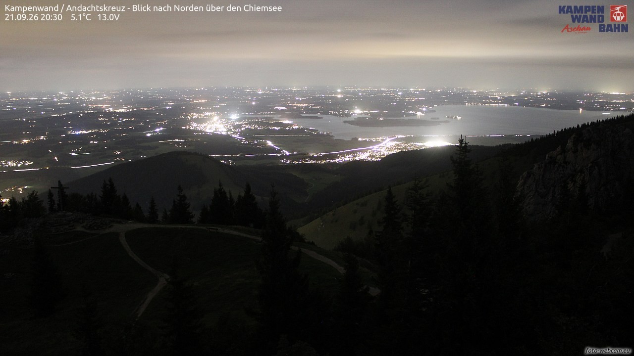 Archiv Foto Webcam Kampenwand - Blick nach Norden über den Chiemsee