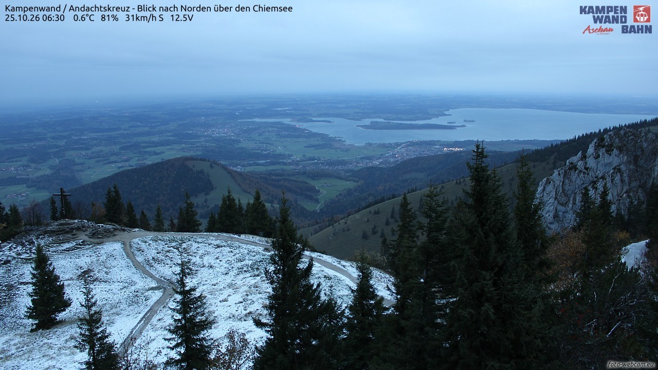 Archiv Foto Webcam Kampenwand - Blick nach Norden über den Chiemsee