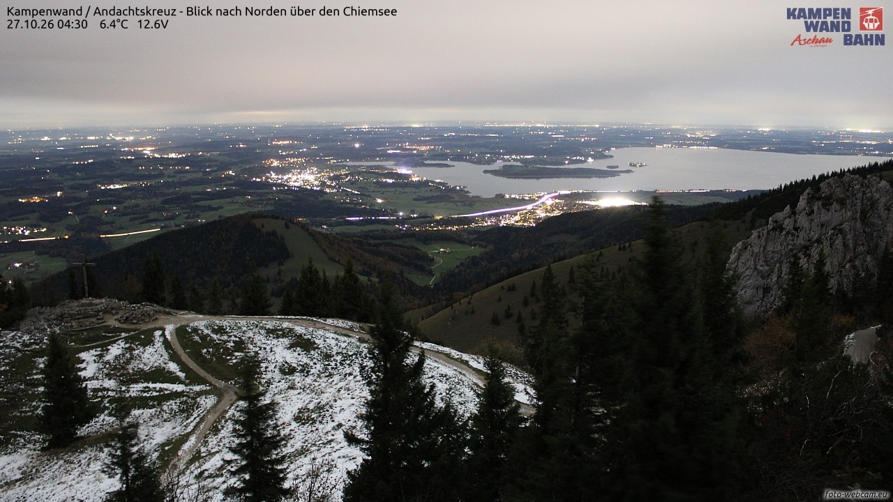 Archiv Foto Webcam Kampenwand - Blick nach Norden über den Chiemsee