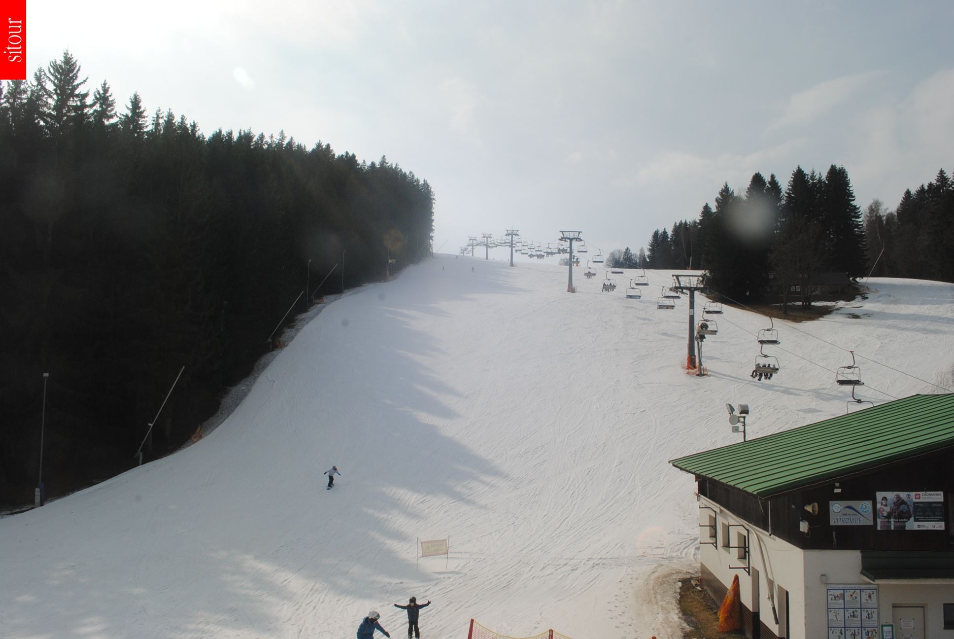 Archived image Webcam Vítkovice - Chair lift Prezidentský expres