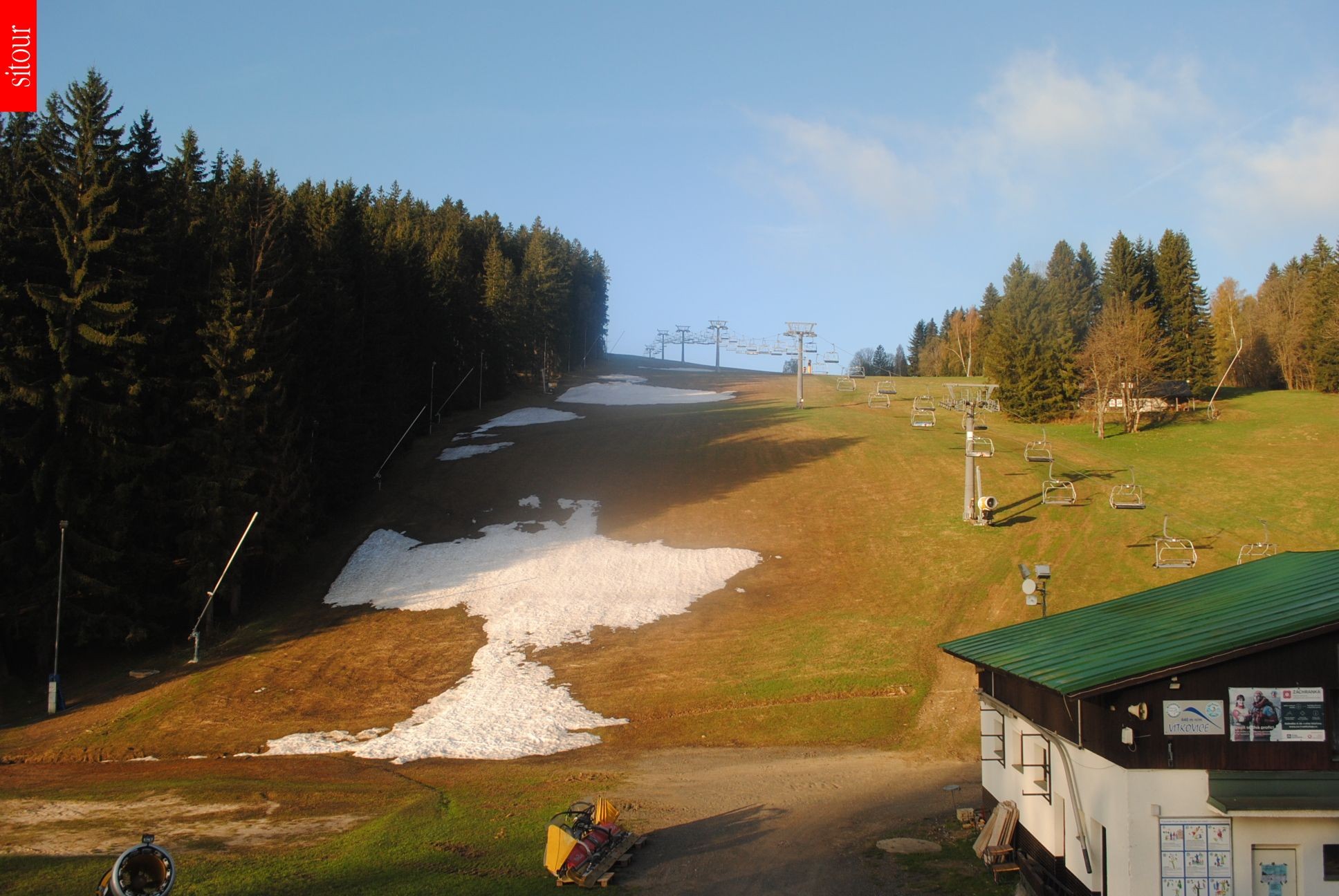 Archived image Webcam Vítkovice - Chair lift Prezidentský expres