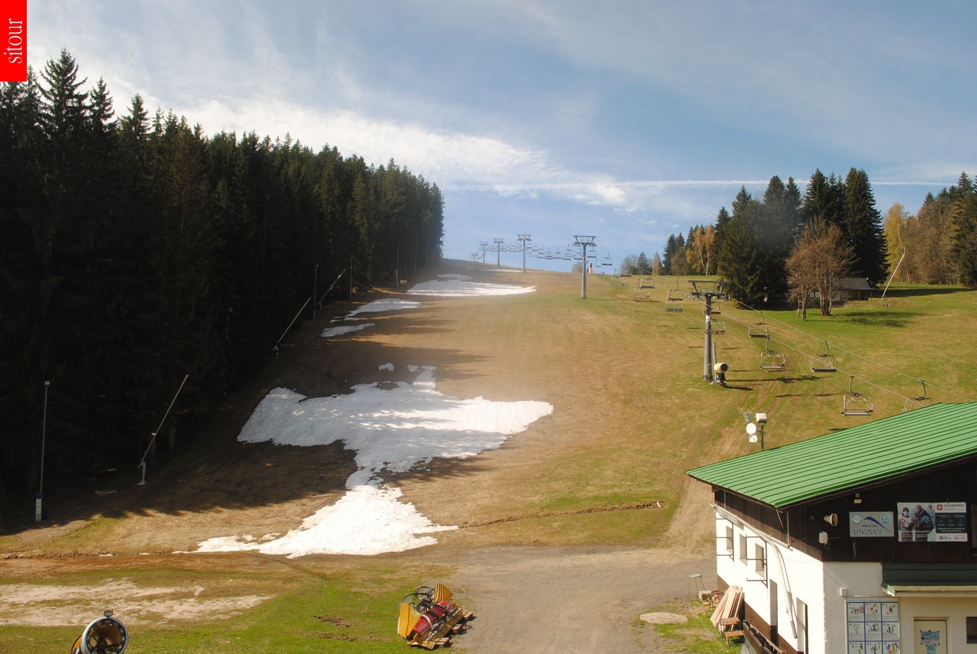 Archived image Webcam Vítkovice - Chair lift Prezidentský expres