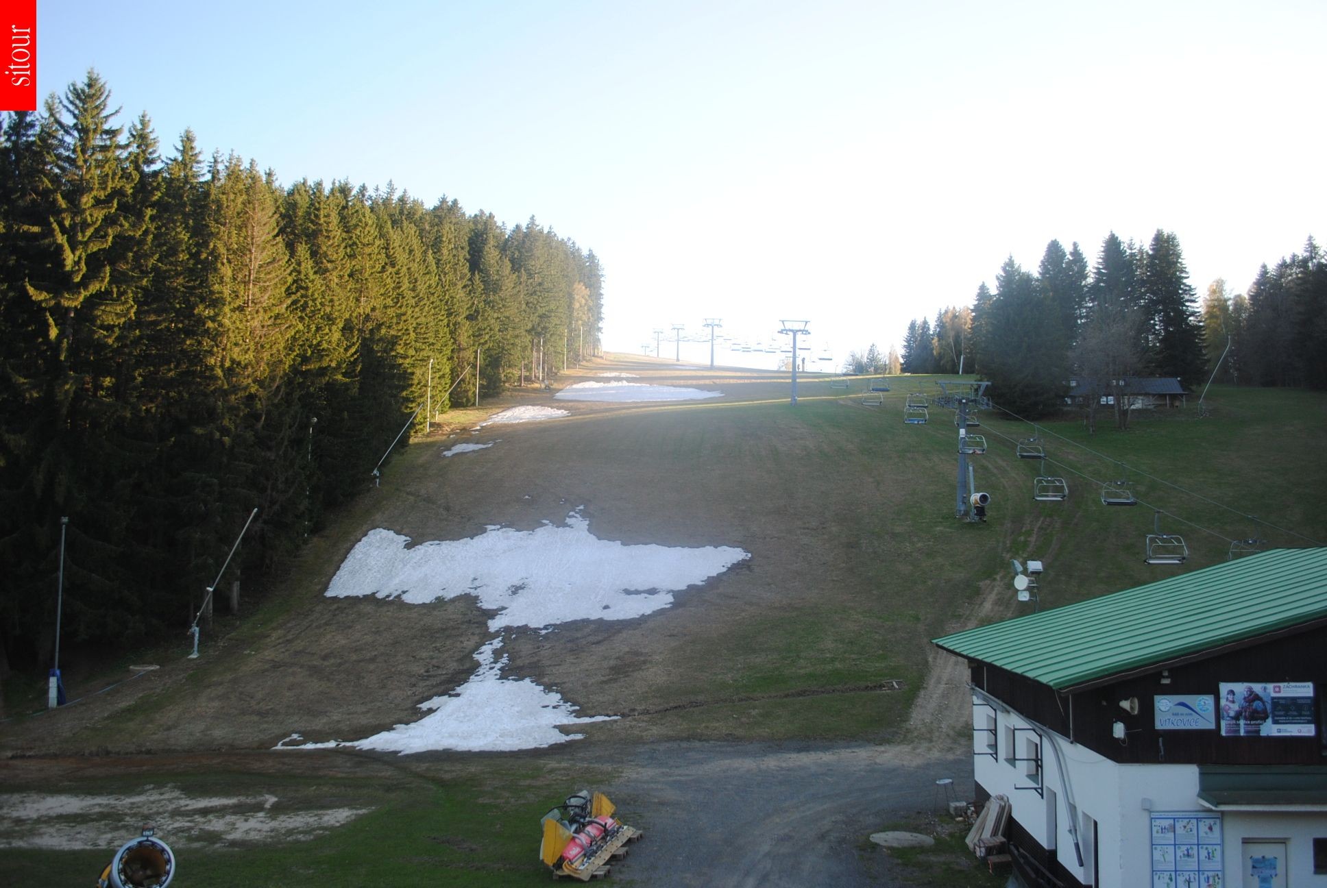Archived image Webcam Vítkovice - Chair lift Prezidentský expres