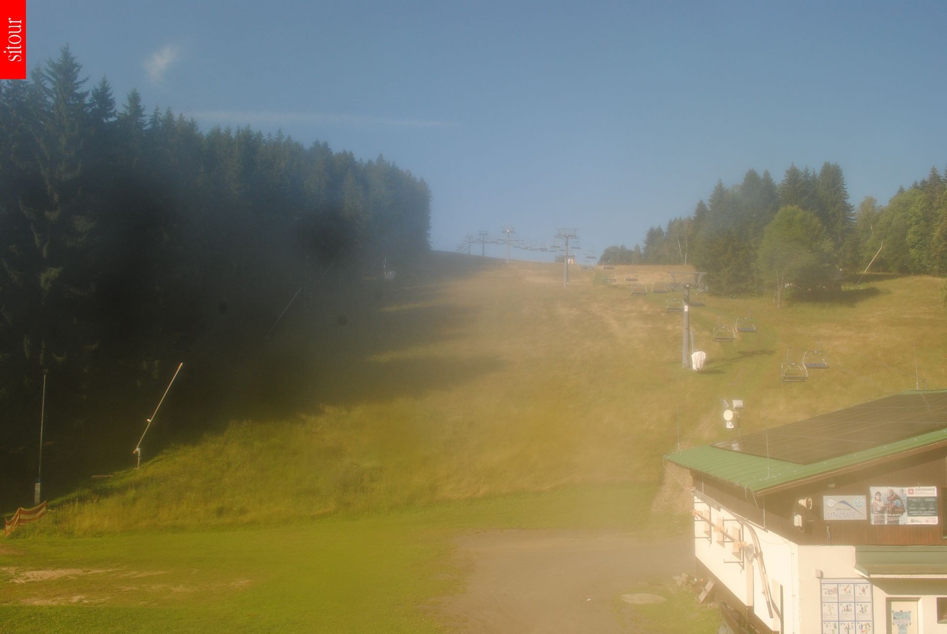 Archived image Webcam Vítkovice - Chair lift Prezidentský expres