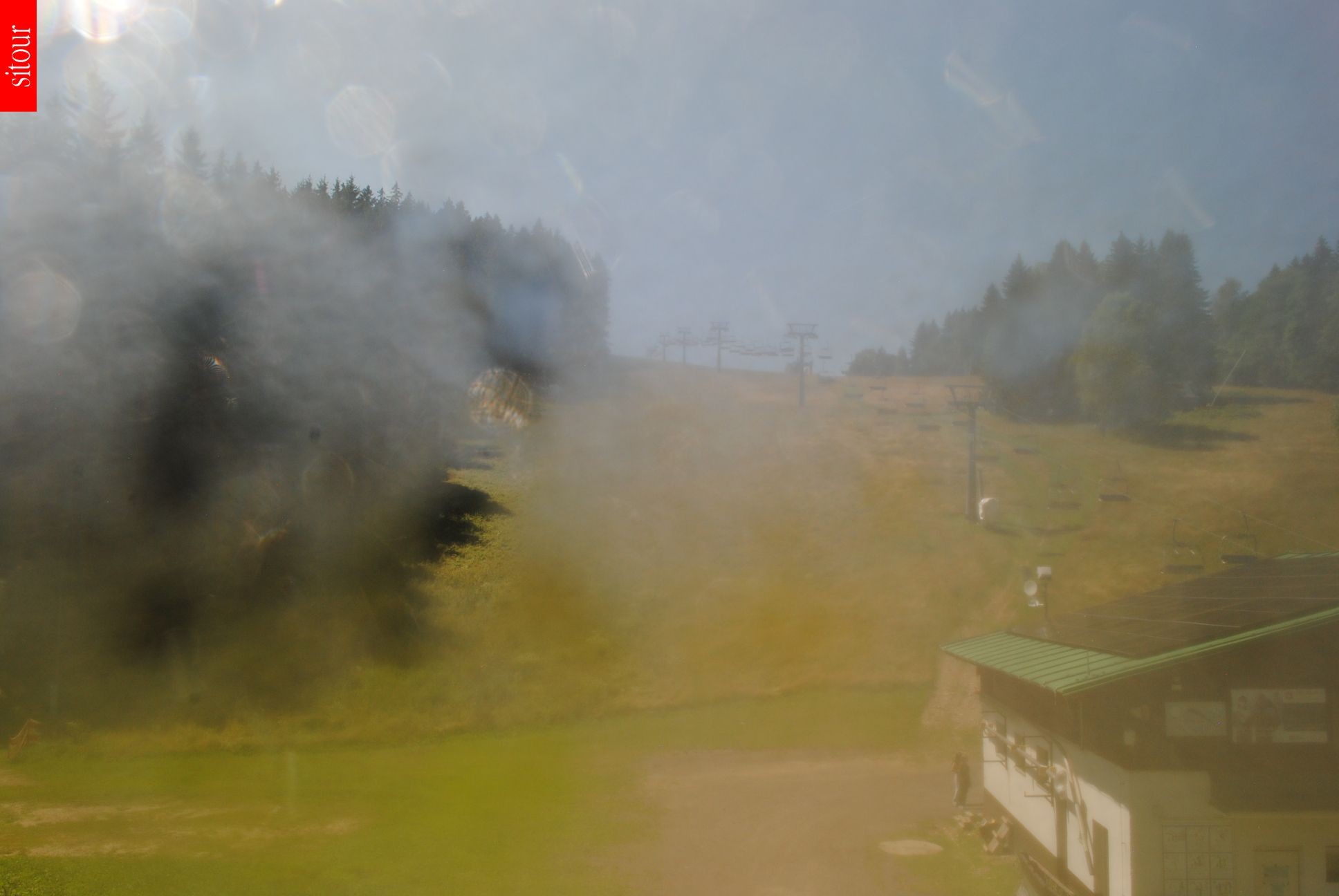 Archived image Webcam Vítkovice - Chair lift Prezidentský expres
