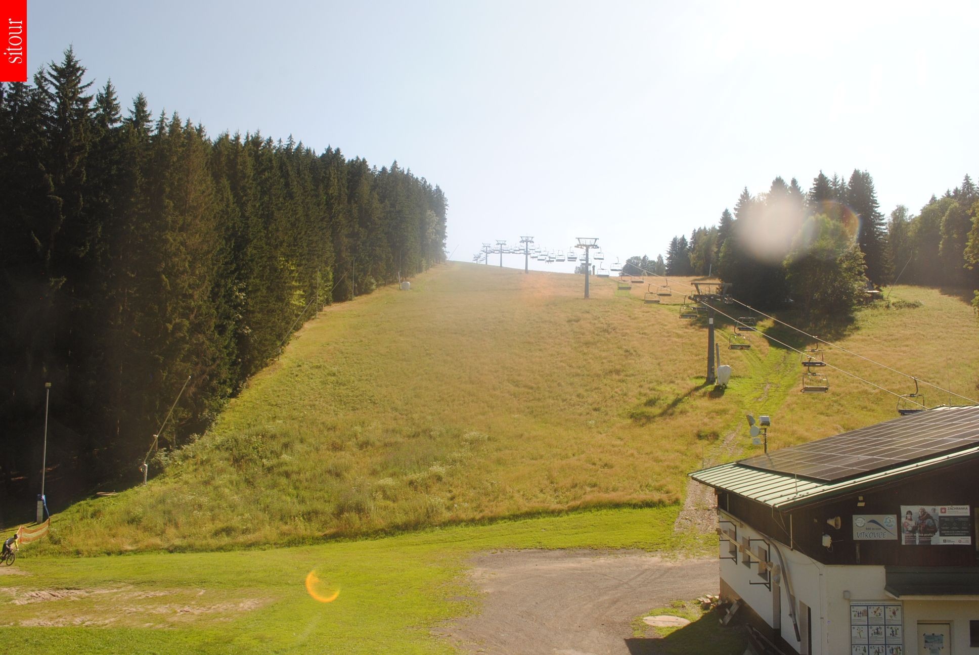 Archived image Webcam Vítkovice - Chair lift Prezidentský expres