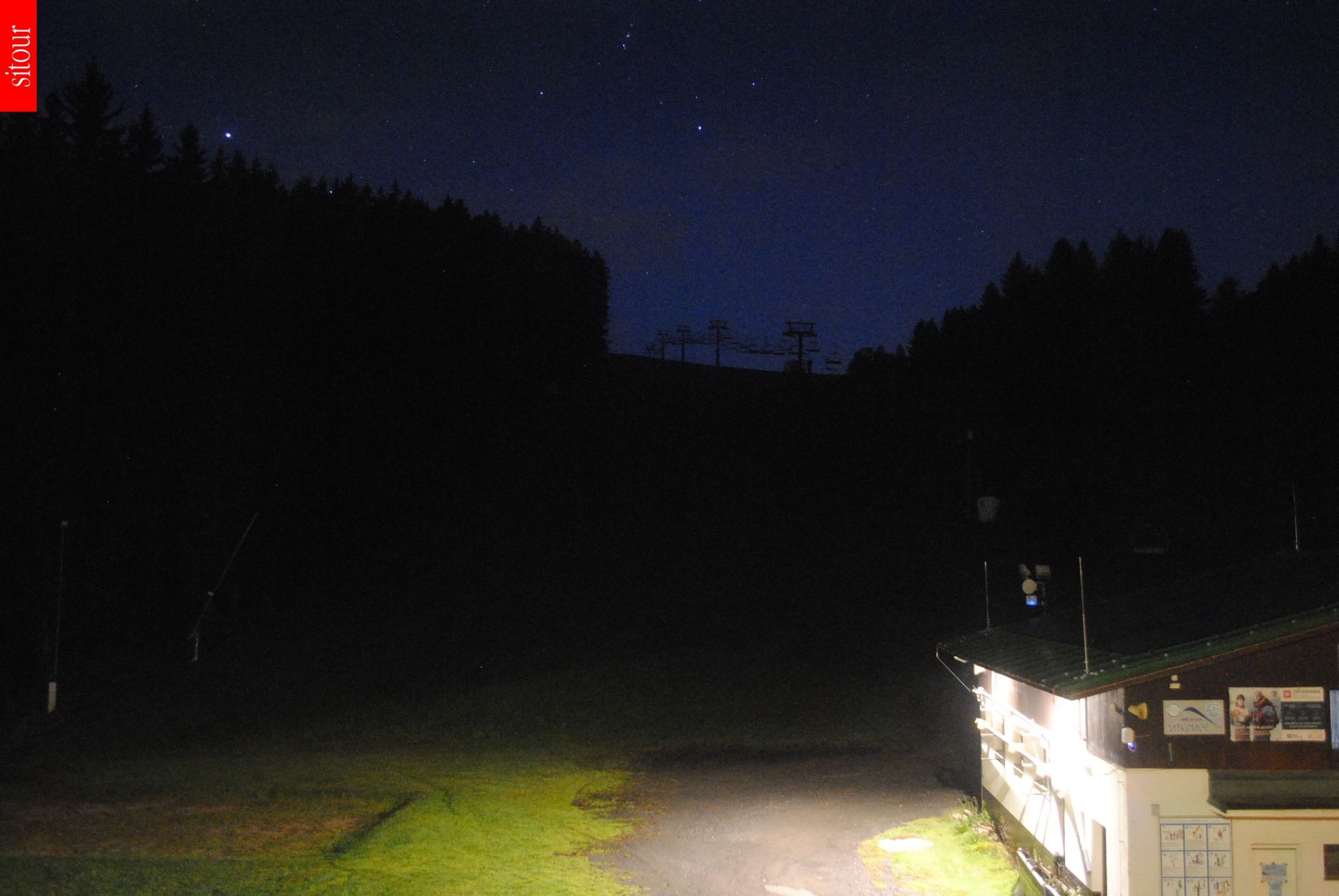 Archived image Webcam Vítkovice - Chair lift Prezidentský expres