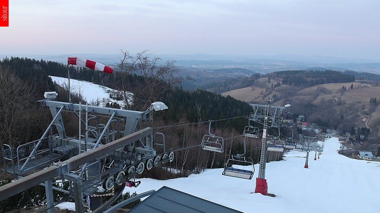 Archived image Webcam Benecko - top station chairlift Kejnos (Czech Republic)