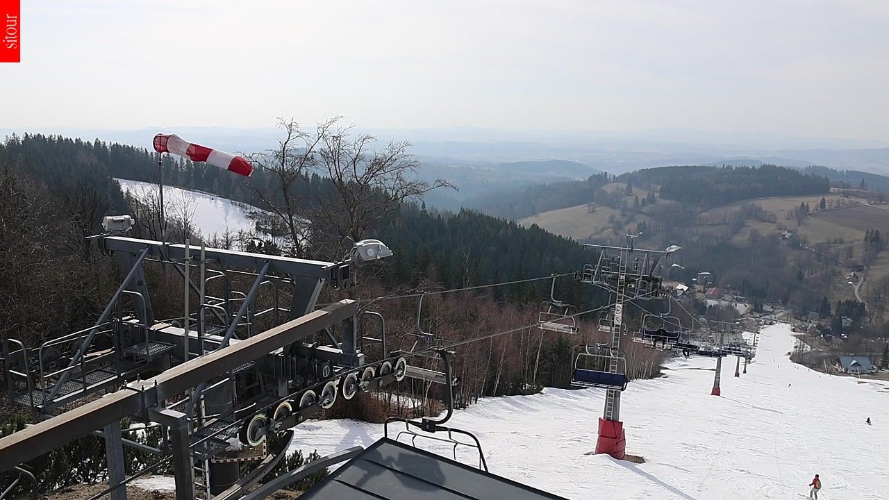Archived image Webcam Benecko - top station chairlift Kejnos (Czech Republic)