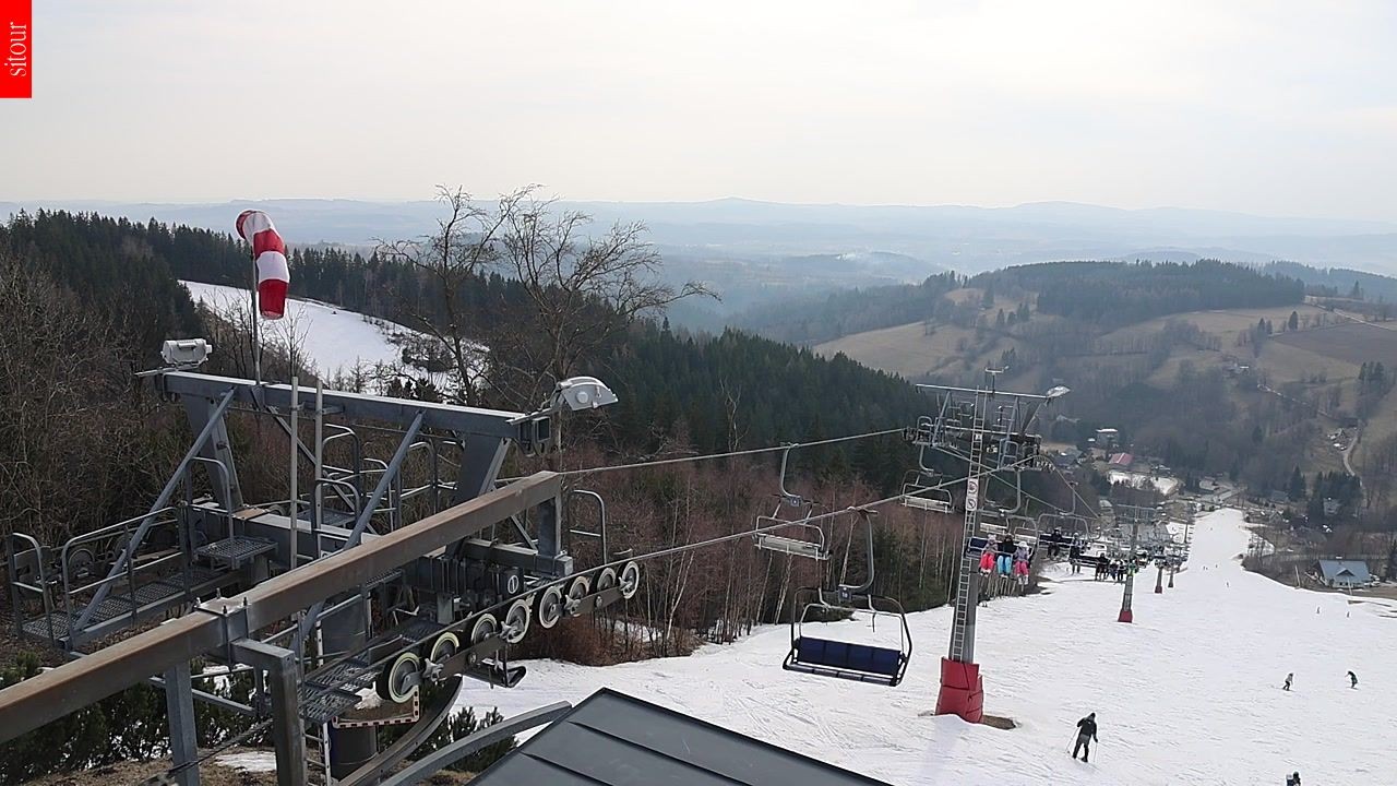 Archived image Webcam Benecko - top station chairlift Kejnos (Czech Republic)