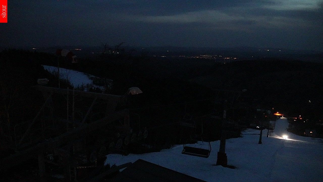 Archived image Webcam Benecko - top station chairlift Kejnos (Czech Republic)