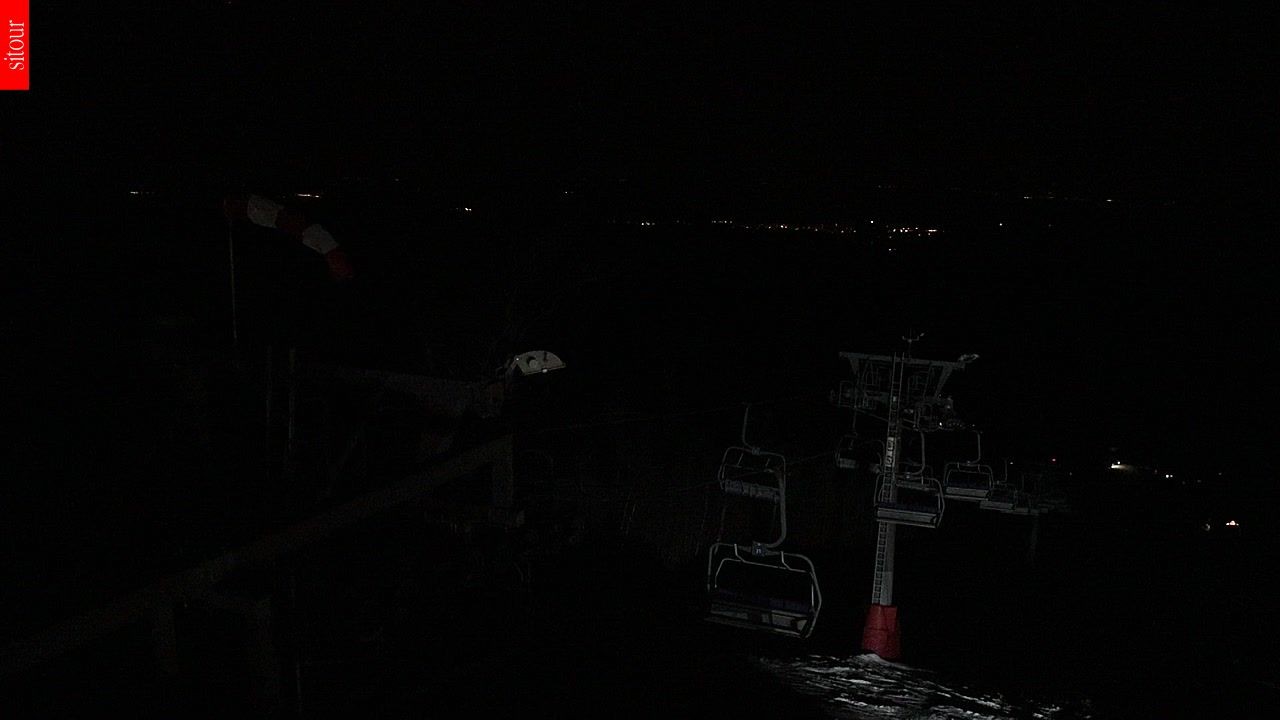 Archived image Webcam Benecko - top station chairlift Kejnos (Czech Republic)