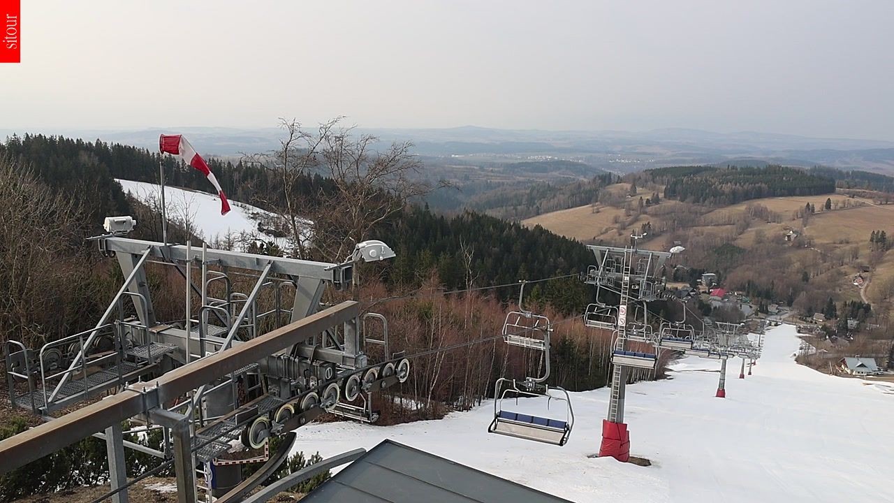 Archived image Webcam Benecko - top station chairlift Kejnos (Czech Republic)