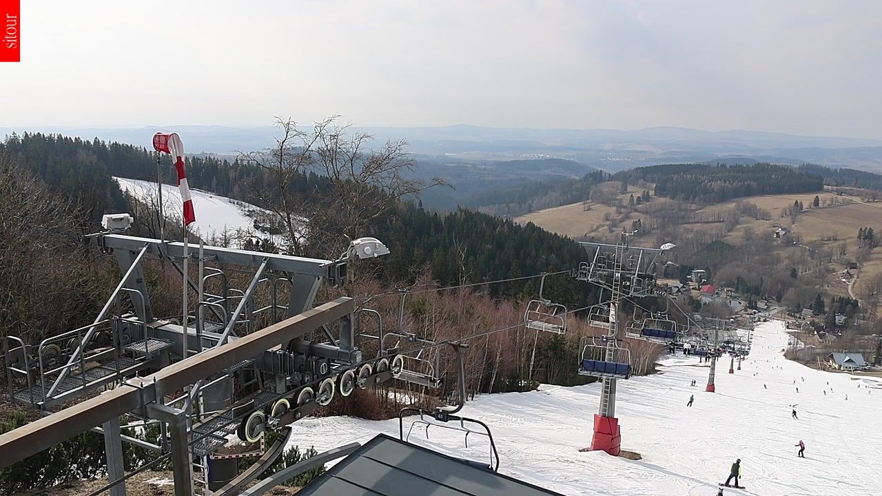 Archived image Webcam Benecko - top station chairlift Kejnos (Czech Republic)