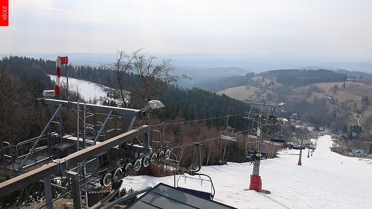 Archived image Webcam Benecko - top station chairlift Kejnos (Czech Republic)